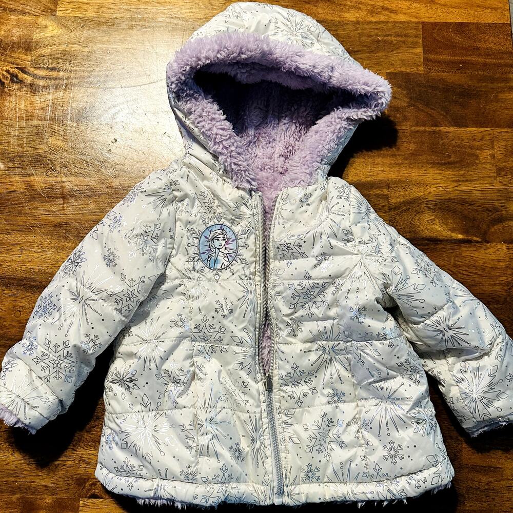 Disney Frozen Coat Reversible Puffer Size 2T Elsa Anna White Purple Snow Jacket